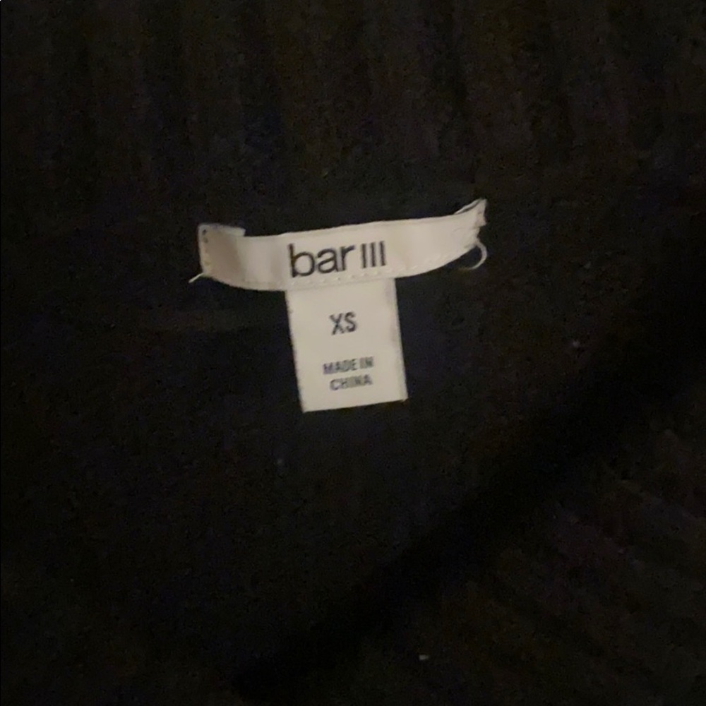 Cropped Black Sweater - Picture 2 of 2